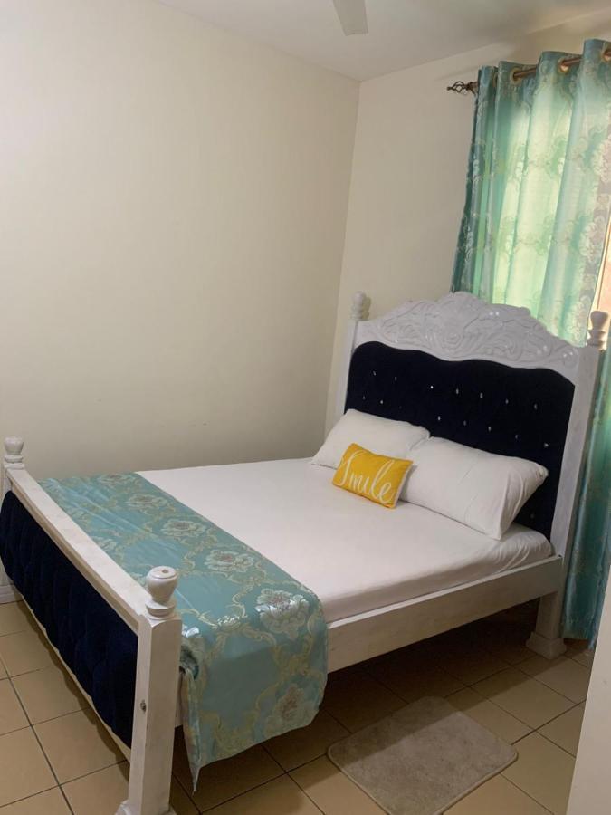 Lux Suites Bamburi Furnished Apartments Buitenkant foto