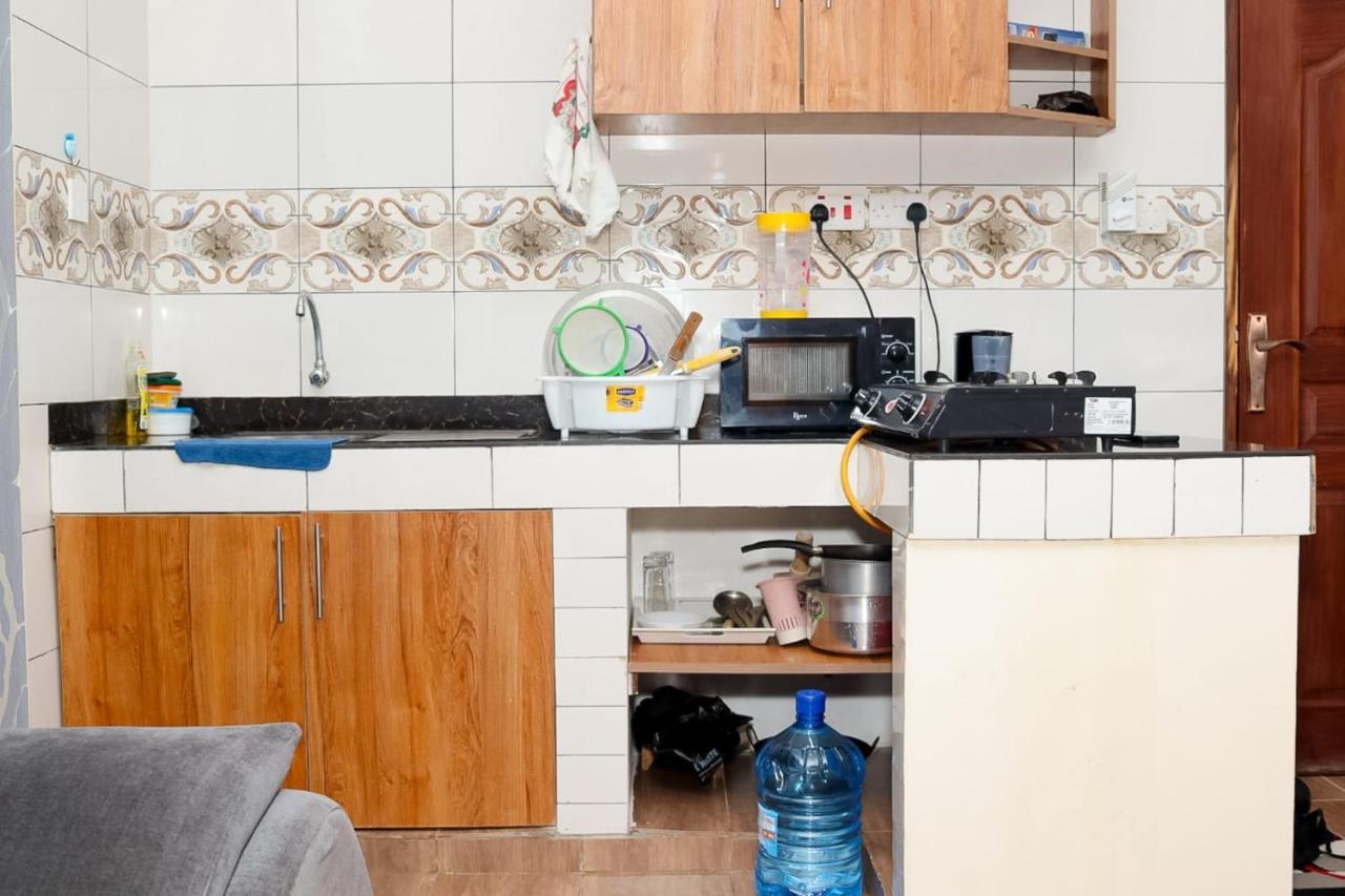 Lux Suites Bamburi Furnished Apartments Buitenkant foto